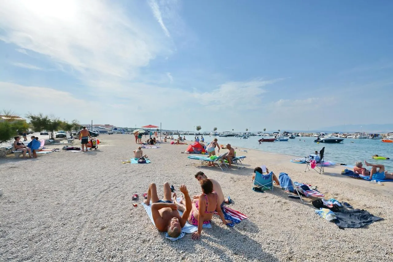 Apartment Puntadura Beach Vir 0*,